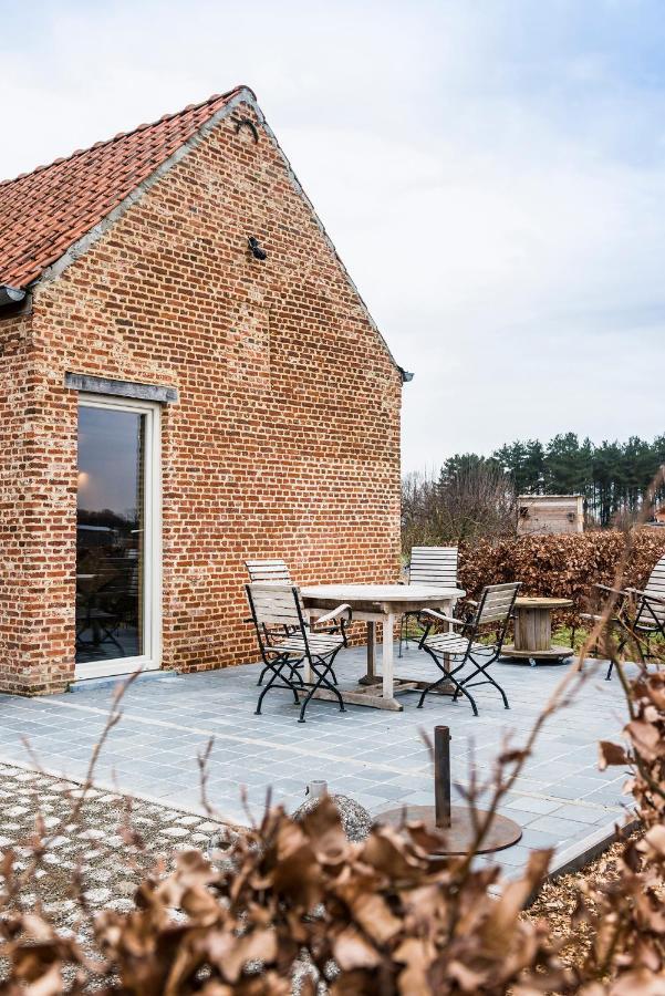 B&B Art.14 Morkhoven Exterior foto